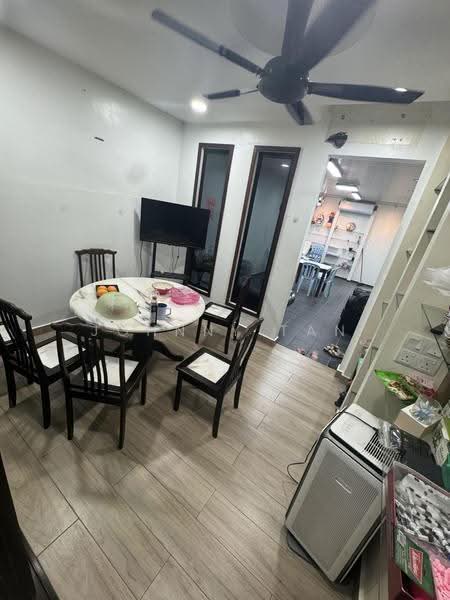 Rumah Kluster untuk Dijual di Kota Masai (Pasir Gudang) - Johnny Tan - Dining Room - PropertyGuru.com.my