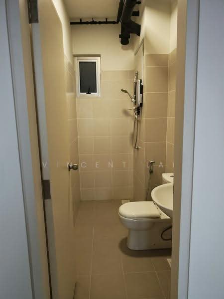 Apartment for Rent at Residensi Seri Wahyu - Vincent Lai - Bathroom - PropertyGuru.com.my