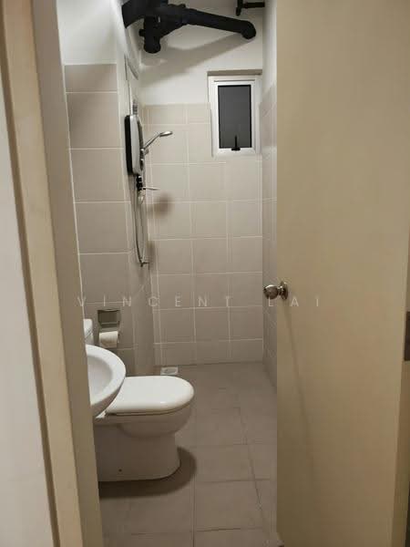 Apartment for Rent at Residensi Seri Wahyu - Vincent Lai - Bathroom - PropertyGuru.com.my