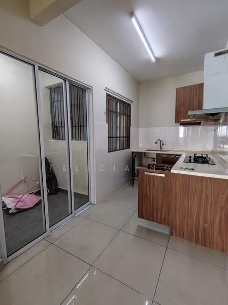 Kondominium untuk Disewa di Koi Prima Condominium - Felicia Ng - Kitchen - PropertyGuru.com.my