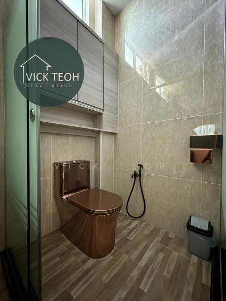 Factory for Sale in Butterworth (Penang) - Vick Teoh - Bathroom - PropertyGuru.com.my