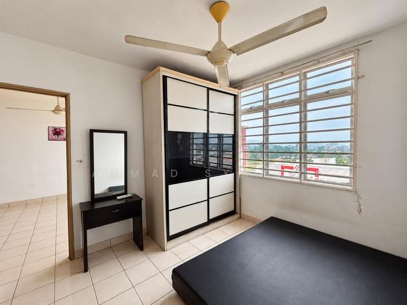 Apartment for Sale at Putatan Platinum Apartment - AHMAD SYAFIQ - Bedroom - PropertyGuru.com.my