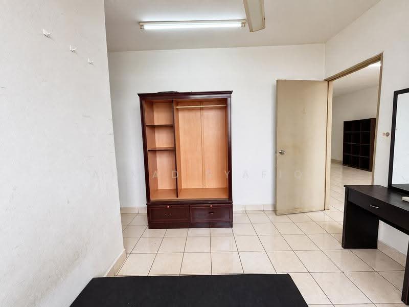 Apartment for Sale at Putatan Platinum Apartment - AHMAD SYAFIQ - Interior - PropertyGuru.com.my