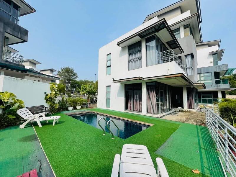 Semi-Detached House for Sale in Presint 8 (Putrajaya) - Rafedah Binti Abdul Aziz - Exterior - PropertyGuru.com.my