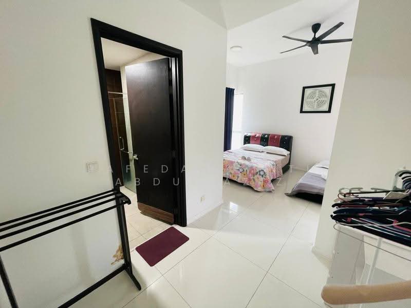 Semi-Detached House for Sale in Presint 8 (Putrajaya) - Rafedah Binti Abdul Aziz - Bedroom - PropertyGuru.com.my