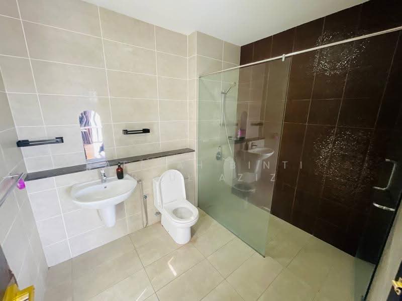 Semi-Detached House for Sale in Presint 8 (Putrajaya) - Rafedah Binti Abdul Aziz - Bathroom - PropertyGuru.com.my