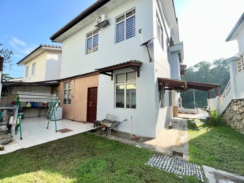 Semi-Detached House for Sale in Saujana Villa (Kajang) - Fazri Omar - PropertyGuru.com.my