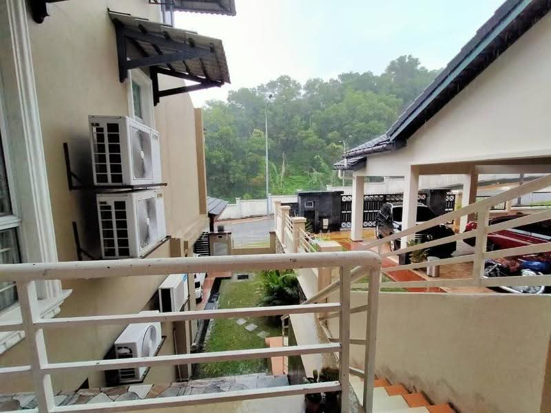 Semi-Detached House for Sale in Saujana Villa (Kajang) - Fazri Omar - PropertyGuru.com.my