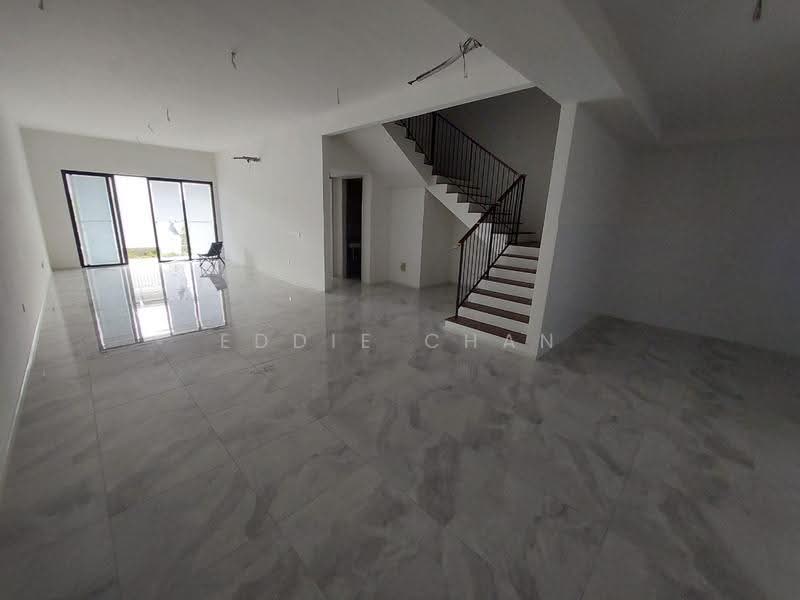 3-storey Terraced House for Sale in Taman Melawati (Ulu Kelang) - Eddie Chan - Living Room - PropertyGuru.com.my