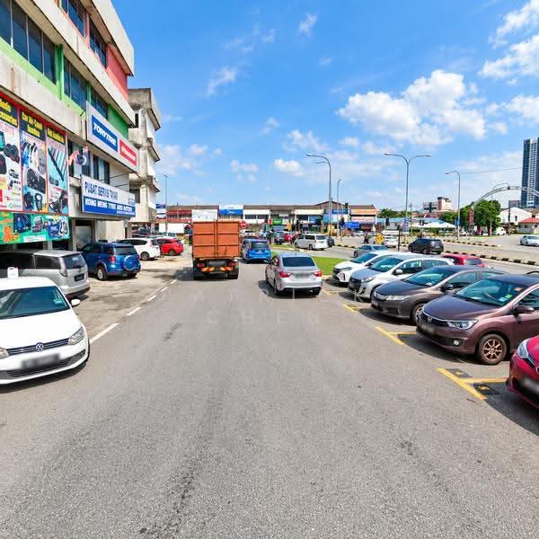 Shop for Rent in Batu 11 (Cheras) - Patrick Chen - Exterior - PropertyGuru.com.my