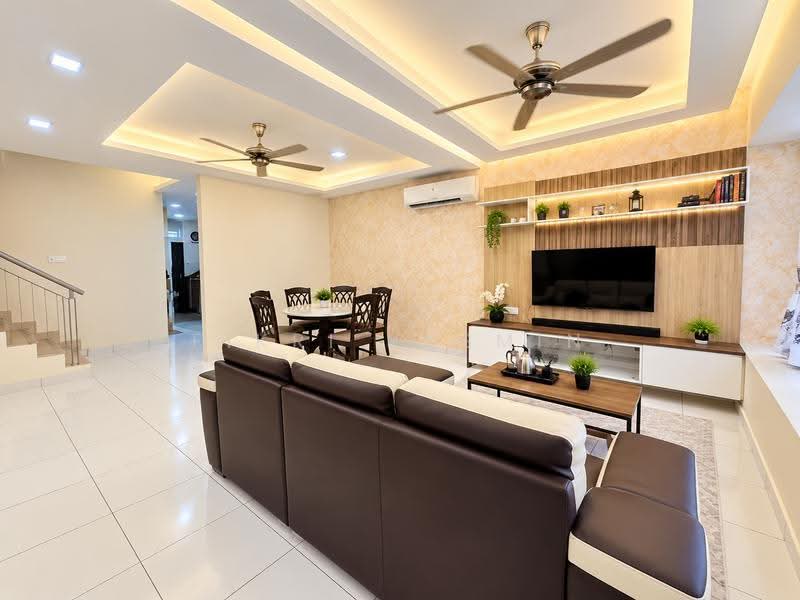 Terraced House for Sale in Semenyih (Selangor) - Fikri Yasmin - Living Room - PropertyGuru.com.my