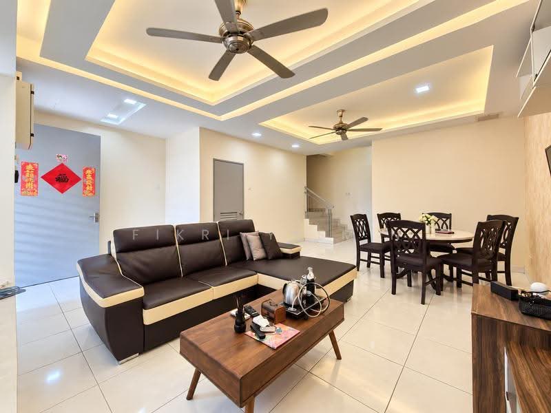 Terraced House for Sale in Semenyih (Selangor) - Fikri Yasmin - Living Room - PropertyGuru.com.my