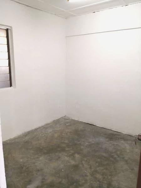 Flat for Rent at Flat Taman Ungku Tun Aminah - Kian Seng Goh - Interior - PropertyGuru.com.my