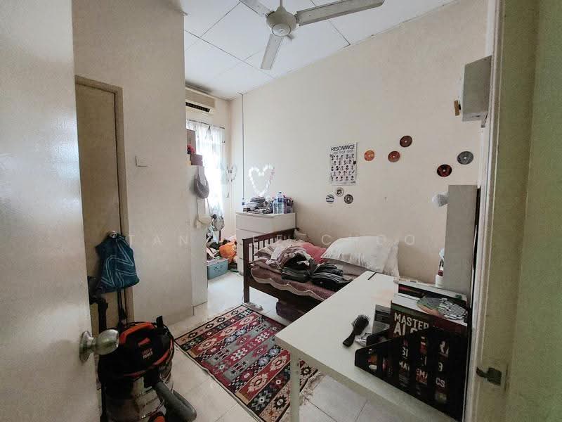 Rumah Teres 2-Tingkat untuk Dijual di Bandar Bukit Puchong 2 (Puchong) - Tan Bee Choo - Bedroom - PropertyGuru.com.my