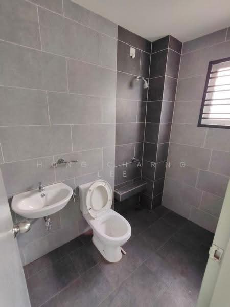 Rumah Teres 2-Tingkat untuk Disewa di Masai (Johor) - Hong Charng Lee - Bathroom - PropertyGuru.com.my