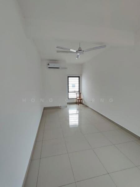 Rumah Teres 2-Tingkat untuk Disewa di Masai (Johor) - Hong Charng Lee - Living Room - PropertyGuru.com.my