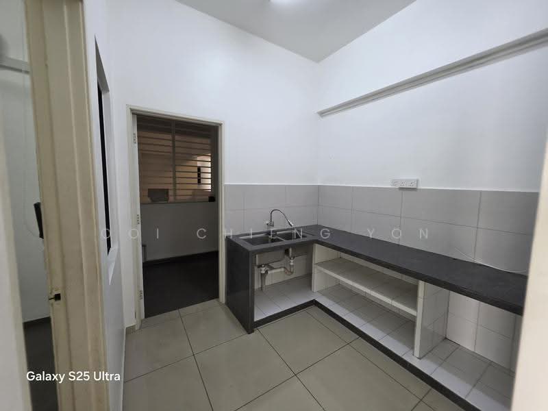 Kondominium untuk Disewa di SeventyNine Residence (79 Residence) - Ooi Chieng Yon - Kitchen - PropertyGuru.com.my