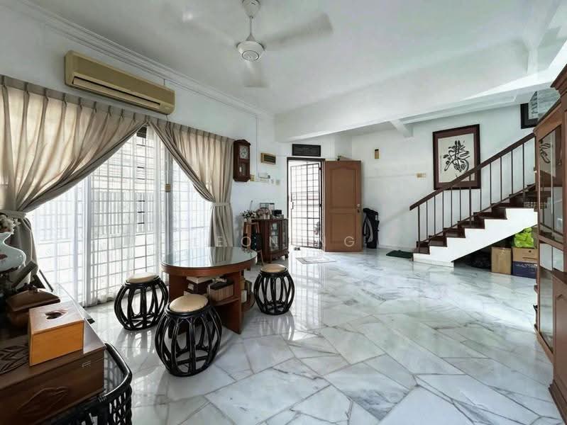 2-storey Terraced House for Sale in Bandar Indahpura (Kulai) - Leon Ng - Living Room - PropertyGuru.com.my