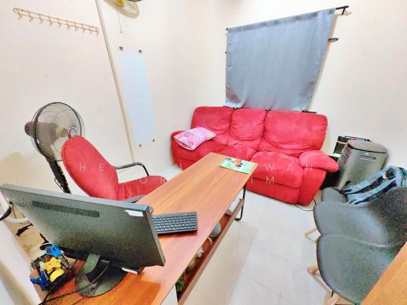 Rumah Berkembar untuk Dijual di Bandar Bukit Mahkota (Bangi) - Herman Sazwan Nor Rahim - Bedroom - PropertyGuru.com.my
