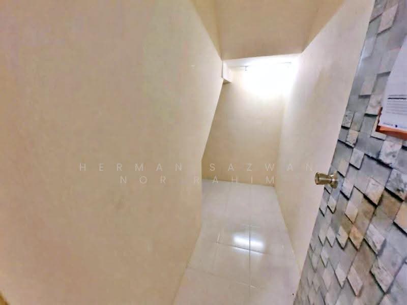 Rumah Berkembar untuk Dijual di Bandar Bukit Mahkota (Bangi) - Herman Sazwan Nor Rahim - Store - PropertyGuru.com.my
