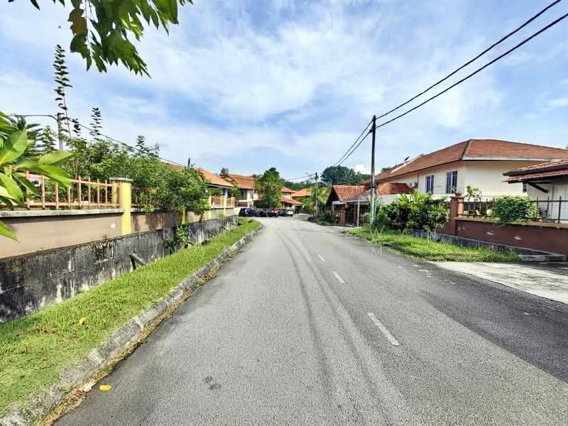 Rumah Berkembar untuk Dijual di Bandar Bukit Mahkota (Bangi) - Herman Sazwan Nor Rahim - PropertyGuru.com.my