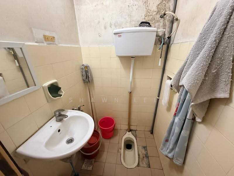 Rumah Teres 2-Tingkat untuk Dijual di Taman Skudai Baru (Skudai) - Shawn Lee - Bathroom - PropertyGuru.com.my