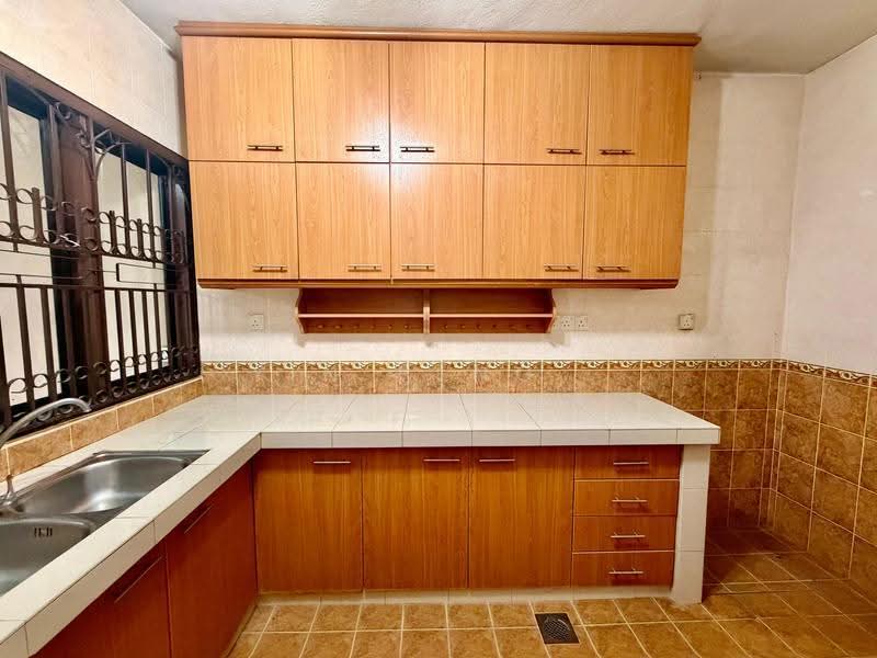 2-storey Terraced House for Sale in Taman Tun Dr Ismail (Kuala Lumpur) - Yin Peng . - Kitchen - PropertyGuru.com.my