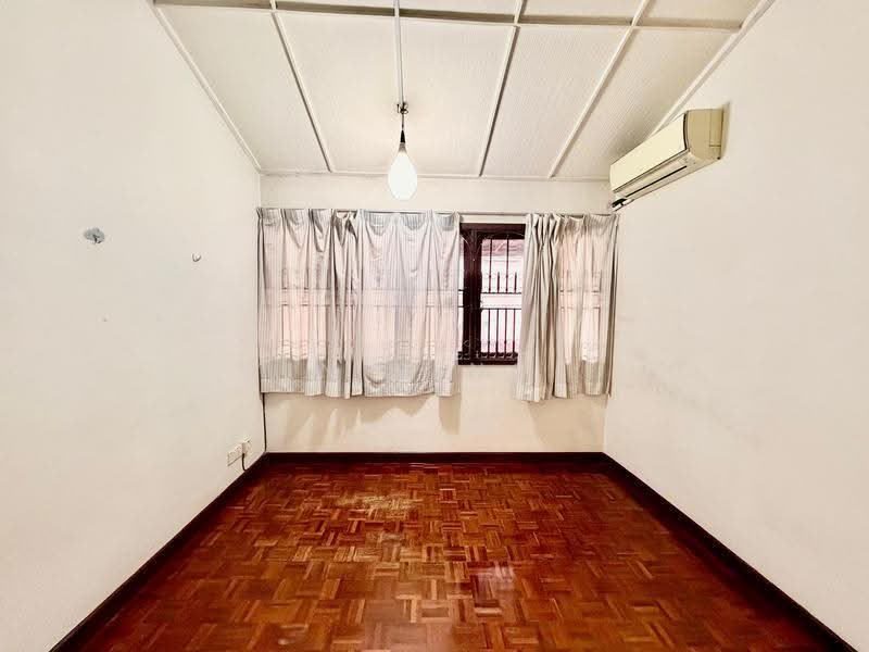 2-storey Terraced House for Sale in Taman Tun Dr Ismail (Kuala Lumpur) - Yin Peng . - Bedroom - PropertyGuru.com.my