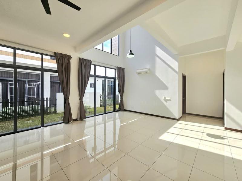 Rumah Berkembar untuk Disewa di Eco Sanctuary (Telok Panglima Garang) - Leon Goh - Living Room - PropertyGuru.com.my