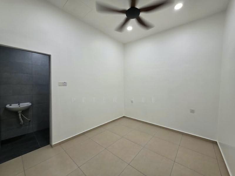 Rumah Teres 1-Tingkat untuk Dijual di Ujong Pasir (Melaka) - Peter Lee - PropertyGuru.com.my