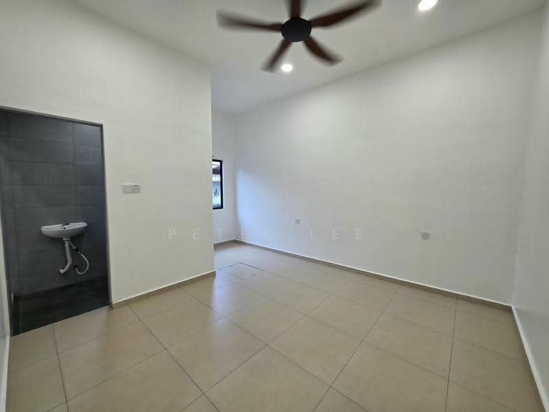 Rumah Teres 1-Tingkat untuk Dijual di Ujong Pasir (Melaka) - Peter Lee - PropertyGuru.com.my