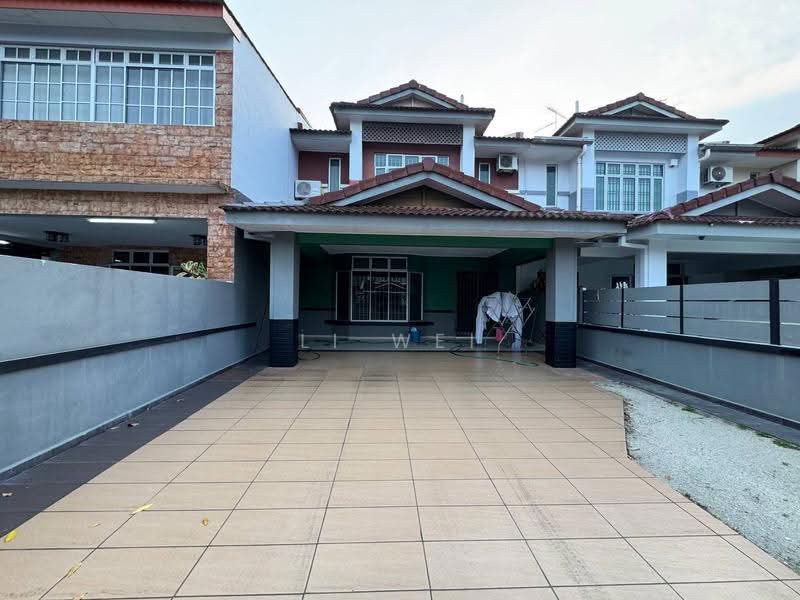 Rumah Teres 2-Tingkat untuk Disewa di Taman Desa Tebrau (Tebrau) - Li Wei - Exterior - PropertyGuru.com.my