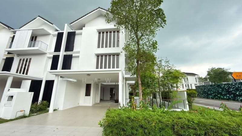 4-storey Terraced House for Sale in Johor Bahru (Johor) - Shawn Lee - PropertyGuru.com.my