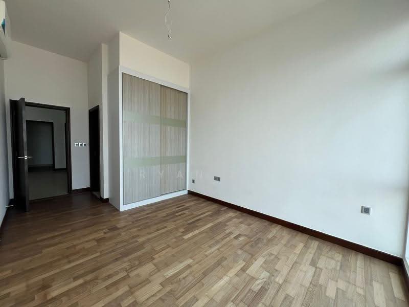 Service Residence for Sale at Paragon Suites @ CIQ - Ryan Eo - PropertyGuru.com.my