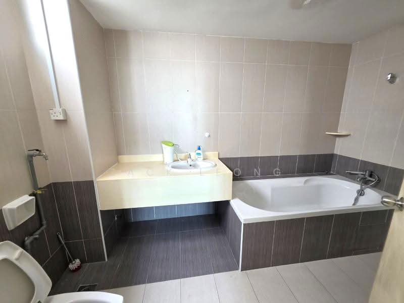 Condominium for Sale at 633 Residency - Zack Leong - Bathroom - PropertyGuru.com.my