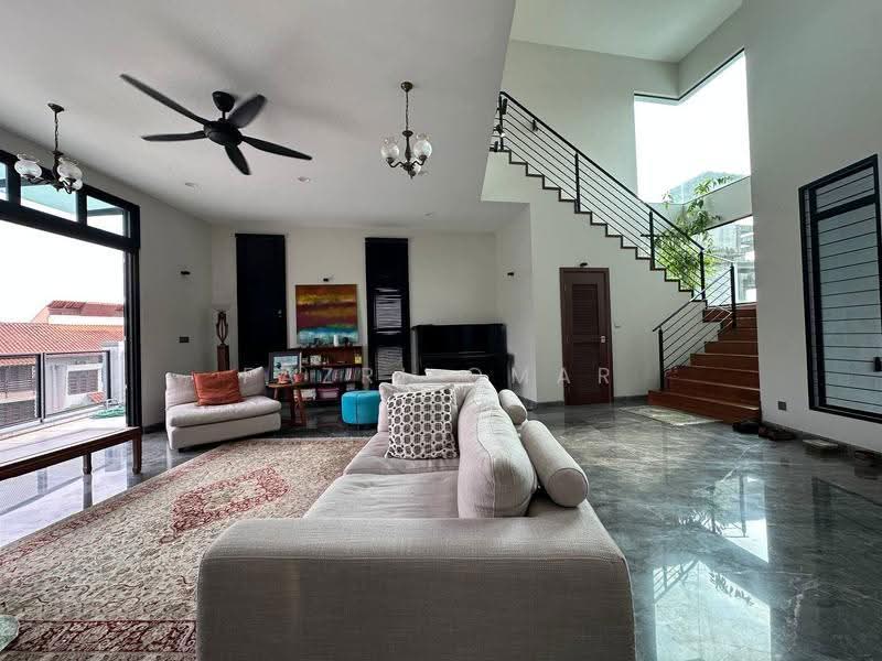 Bungalow House for Sale in Seksyen 8 (Shah Alam) - Fazri Omar - PropertyGuru.com.my