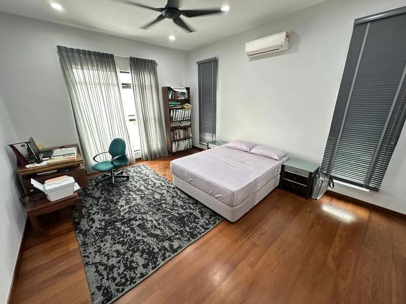 Bungalow House for Sale in Seksyen 8 (Shah Alam) - Fazri Omar - PropertyGuru.com.my