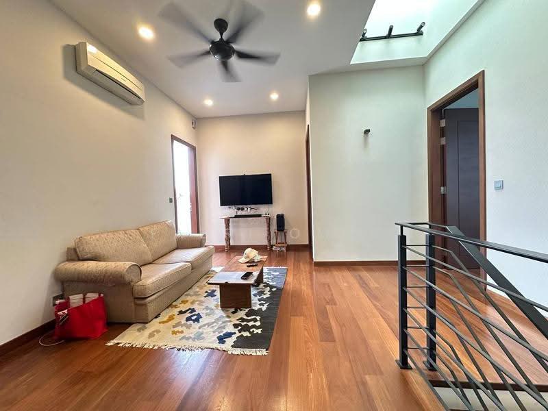 Bungalow House for Sale in Seksyen 8 (Shah Alam) - Fazri Omar - PropertyGuru.com.my