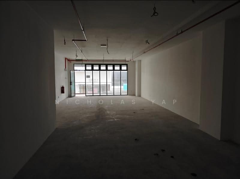Shop for Rent in Pusat Bandar Putra Permai (Seri Kembangan) - Nicholas Yap - PropertyGuru.com.my