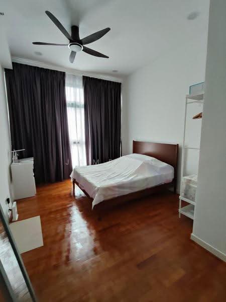 Kediaman Servis untuk Dijual di Paradigm Residence - Jameson Choo - Bedroom - PropertyGuru.com.my