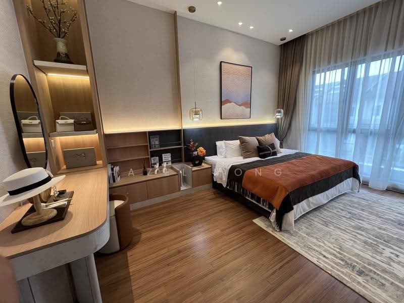 2-storey Terraced House for Sale in Taman Equine (Seri Kembangan) - Hazel Mong - Master Bedroom - PropertyGuru.com.my