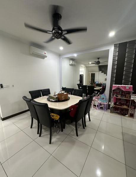 2-storey Terraced House for Sale in Alam Nusantara (Setia Alam) - Jess Tee - Dining Room - PropertyGuru.com.my
