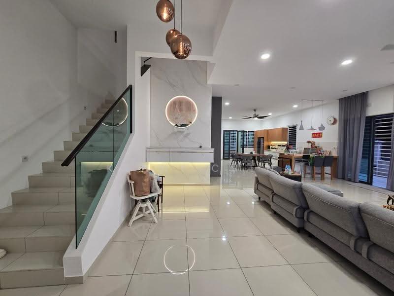 Rumah Teres untuk Dijual di Semenyih (Selangor) - Kenny Chen - Living Room - PropertyGuru.com.my