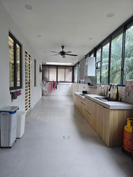 Rumah Teres untuk Dijual di Semenyih (Selangor) - Kenny Chen - Kitchen - PropertyGuru.com.my