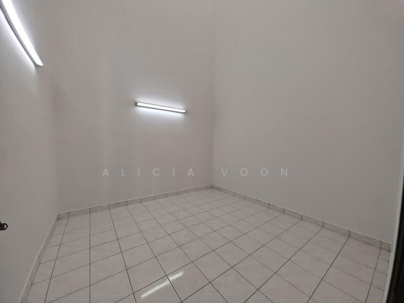 1.5-storey Terraced House for Rent in Taman Molek (Johor Bahru) - Alicia Voon - PropertyGuru.com.my