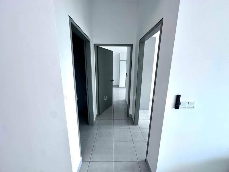 Apartment for Rent at Idaman Melur @ Cybersouth - Shaiful Rudy - Corridor - PropertyGuru.com.my
