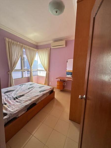 Condominium for Sale at Gurney Park Condominium - Irienne Tang - Bedroom - PropertyGuru.com.my