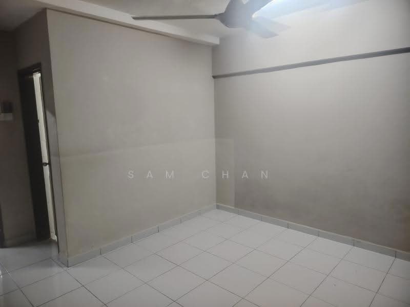 Apartment for Rent at Pangsapuri Subang Suria - Sam Chan - PropertyGuru.com.my