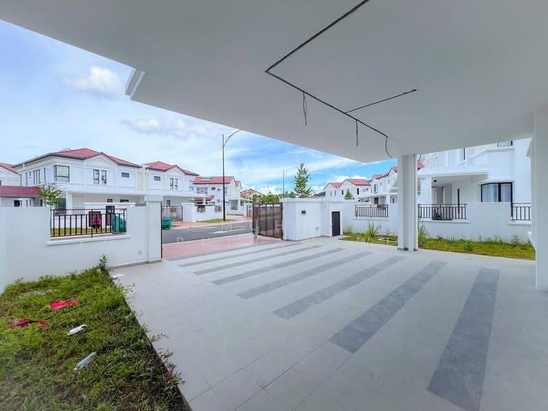 Rumah Berkembar untuk Dijual di Alam Sari (Bangi) - Muhd Khairulnawawi Kamaruddin - Exterior - PropertyGuru.com.my