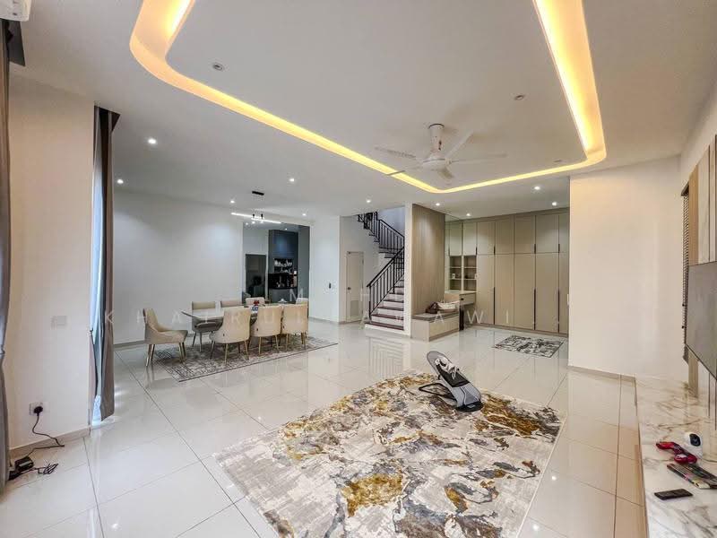Rumah Berkembar untuk Dijual di Alam Sari (Bangi) - Muhd Khairulnawawi Kamaruddin - Living Room - PropertyGuru.com.my